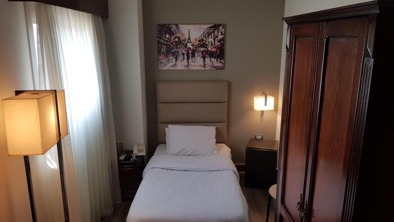 Hotel Plaza 